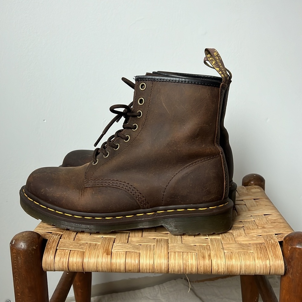 NEW!! Doc Marten boots size 9 women’s